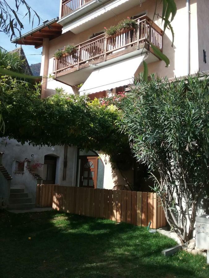 Haus Moeltner - Apartment "Weinansetz" Caldaro Exteriér fotografie